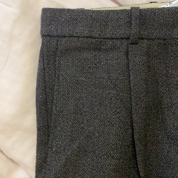 CHLOE, mid calf wool shorts - Picture 3 of 4